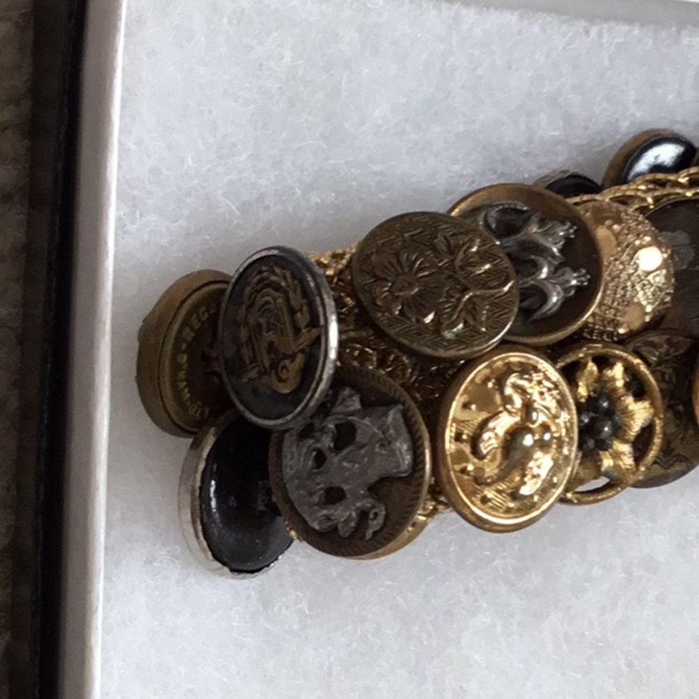 Antique Button Bracelet - image 3